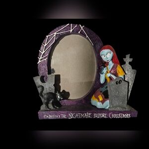 Nightmare Before Christmas Sally Picture Frame for a 5.5"x4.5" oval photo
